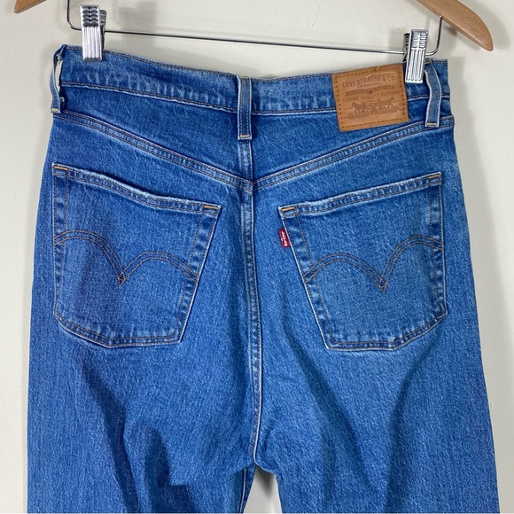 Levi's Ribcage Straight Ankle Jean Medium Wash - 29 - Picture 11 of 15